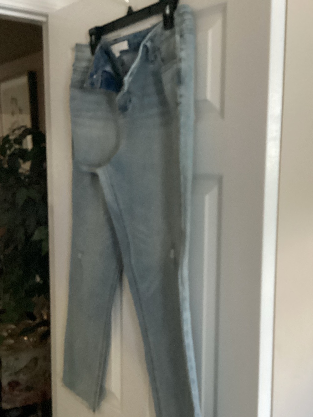 Light Blue Cropped Distressed Jeans for Women - Sleek Mid-Rise Fit